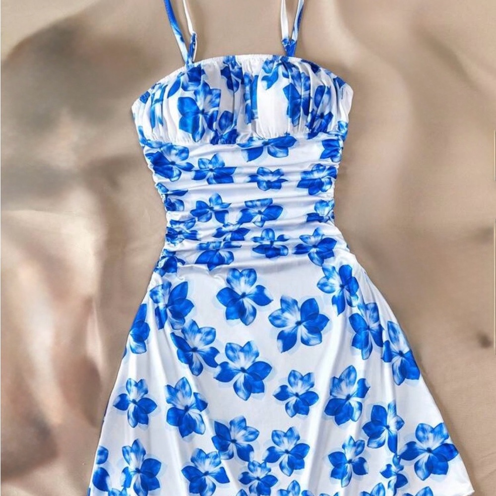 Brand New Teen Girls Floral Dress